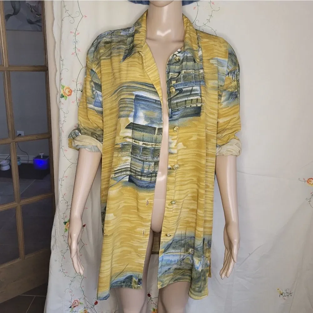 Vintage Wild Thyme oversized long sleeve printed button down shirt. - Picture 13 of 14